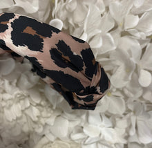 Load image into Gallery viewer, ''JAGS "HEADBAND
