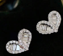 Load image into Gallery viewer, “ZINC SILVER HEART EARRINGS
