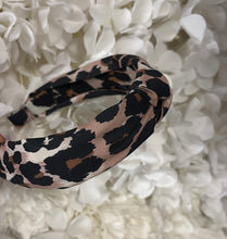 Load image into Gallery viewer, ''JAGS "HEADBAND
