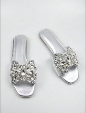 Load image into Gallery viewer, &quot;BEYONCÉ&quot;SILVER SANDAL
