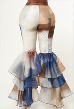 Load image into Gallery viewer, &quot;PRINA&quot; RUFFLE PANTS (BLUE)
