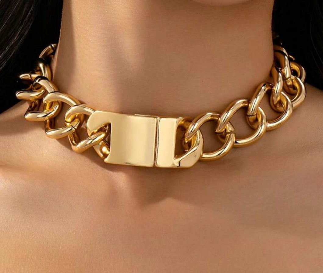 “CUBAN” GOLD NECKLACE