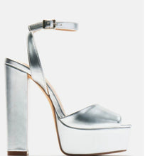 Load image into Gallery viewer, “DOLL HOUSE” SILVER BLOCK PLATFORM HEELS
