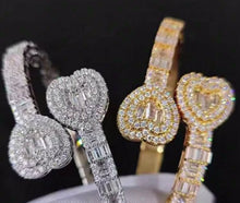 Load and play video in Gallery viewer, “ZINC” GOLD BRACELET
